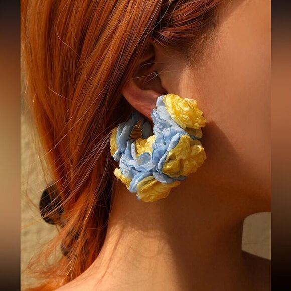 Anthropologie Jewelry - boho flower hoop earrings A543